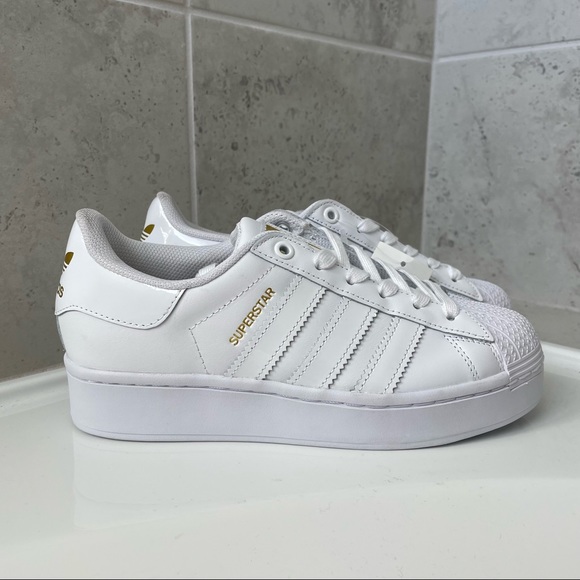 SOLD Adidas Women's Superstar Bold Sneaker Size 5.5 - Picture 2 of 15